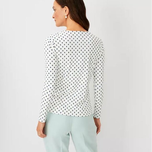 NWT Ann Taylor Geo Refined Stretch Top - size XL - Picture 2 of 2